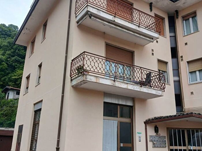 Appartamento bilocale in affitto in Centro, Erba