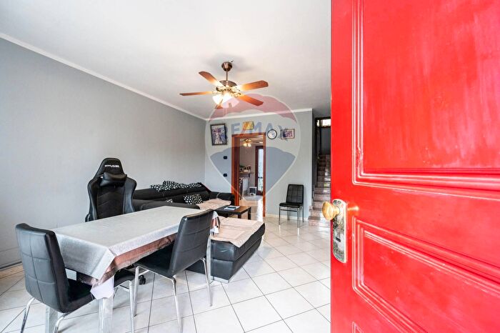 Casa quadrilocale in vendita in Via Anna Frank, Luzzara