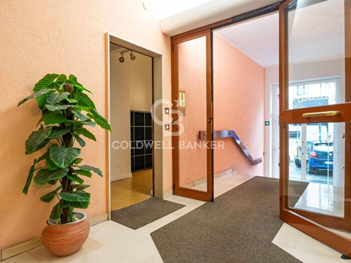 Appartamento bilocale in affitto in Via Lazzaro Papi, Porta Romana Medaglie dOro, Milano