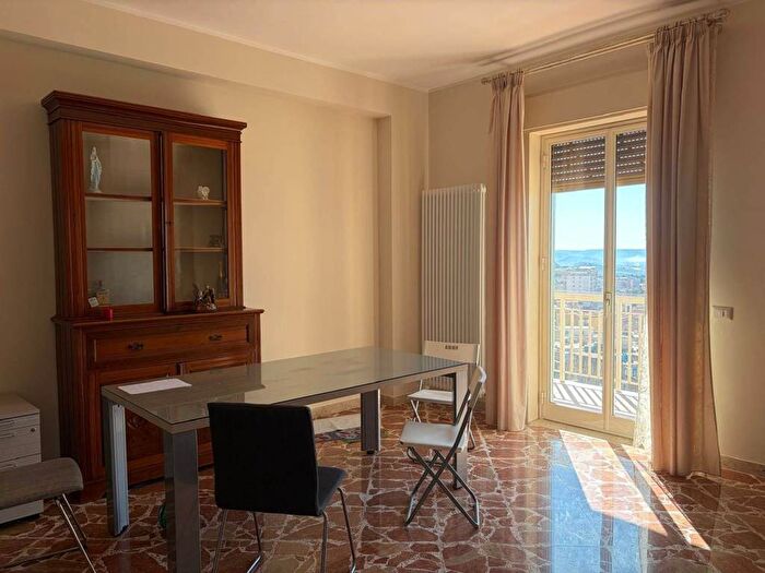 Appartamento con 5 locali in affitto in VIA EMPEDOCLE, Centro Storico, Agrigento