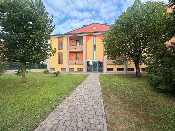 Appartamento quadrilocale in vendita in Mantova