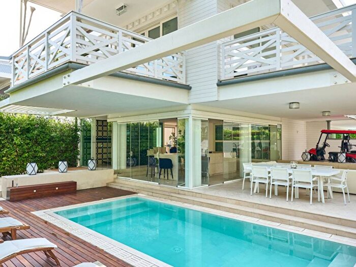 Casa con 6 locali in affitto in Viale Zara, Milano Marittima, Cervia