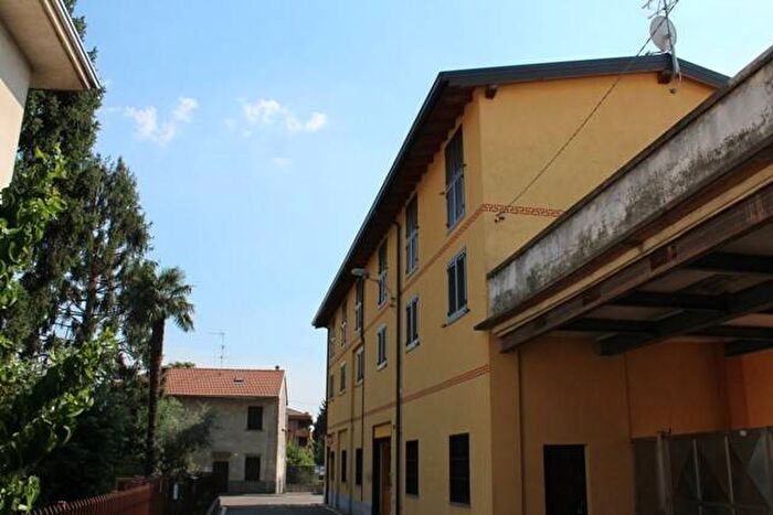 Appartamento bilocale in affitto in Via Bonacalza, Oggiona Santo Stefano, Oggiona con Santo Stefano