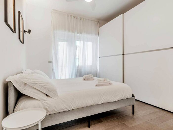 Appartamento trilocale in affitto in Via Pietro Ferrigni, Casal Bruciato, Roma