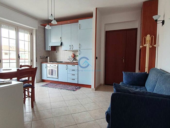 Appartamento bilocale in affitto in Via Martiri di Cefalonia, Catanzaro Lido, Catanzaro