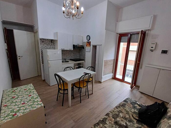 Appartamento bilocale in affitto in Via Montello, Is Mirrionis, Cagliari