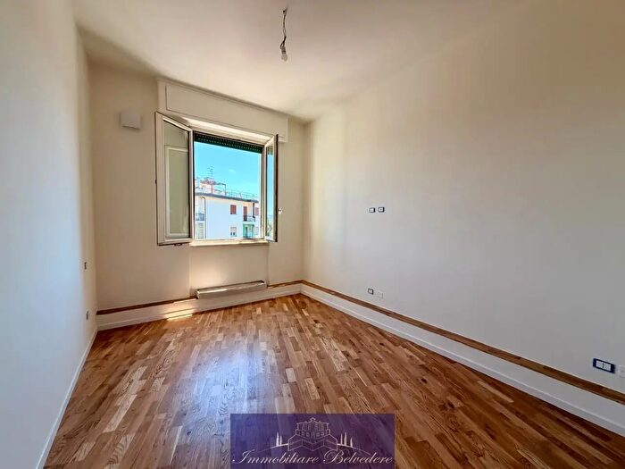 Appartamento bilocale in vendita in Via Antonio Santucci, Firenze