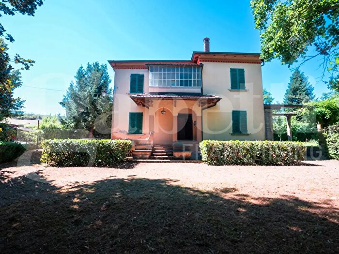 Casa con 10 locali in vendita in Via Ziribega, Valsamoggia