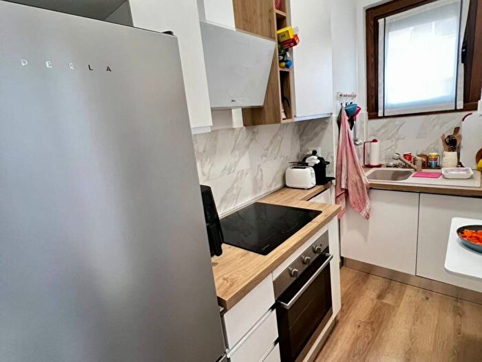 Appartamento bilocale in affitto in Via Viterbo, Bisceglie, Milano