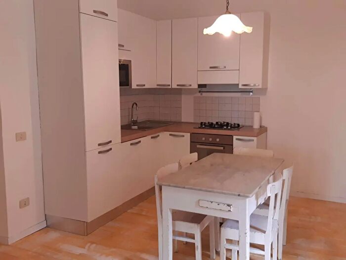 Appartamento trilocale in affitto in Via Maria Alinda Bonacci Brunamonti, Perugia