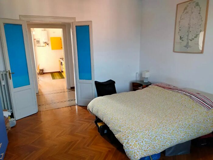 Appartamento trilocale in affitto in Via Magenta, Varese
