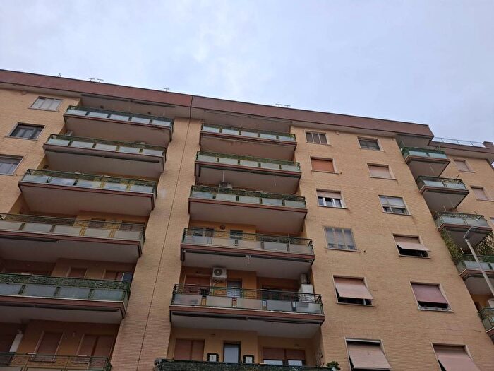 Appartamento con 5 locali in affitto in Via Vincenzo Annovazzi, Matteotti Uliveto Buonarroti, Civitavecchia