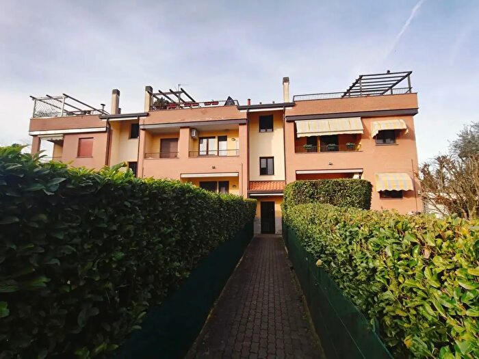 Appartamento bilocale in vendita in Via Donizetti, Cesate