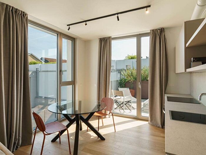 Appartamento in affitto in Barona, Milano