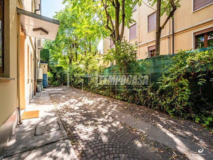 Casa con 5 locali in vendita in Via Stufler, Modena