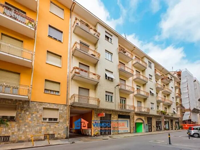 Appartamento trilocale in vendita in Via Antonio Stoppani, Cuneo