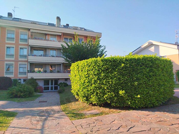 Casa trilocale in affitto in Via Nazario Sauro, Pregnana Milanese