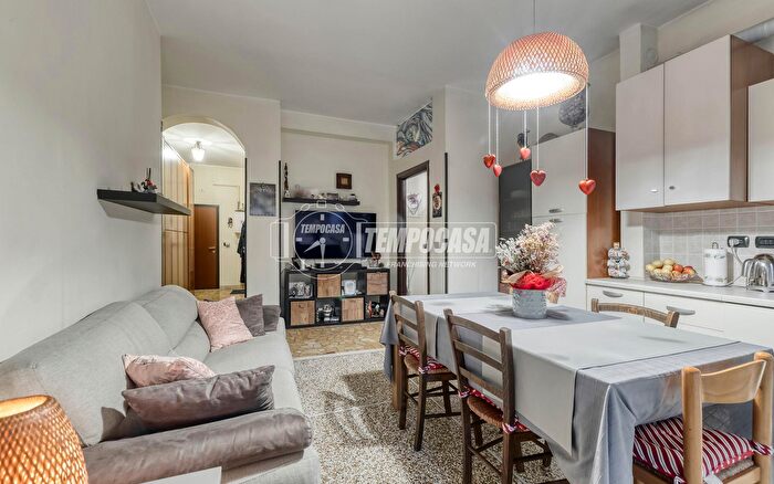 Appartamento trilocale in vendita in Bologna