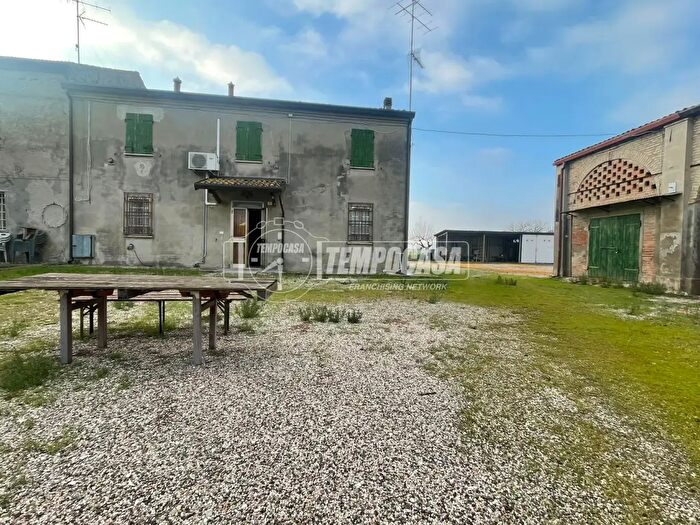 Appartamento trilocale in vendita in Strada della Rotta, Ostellato