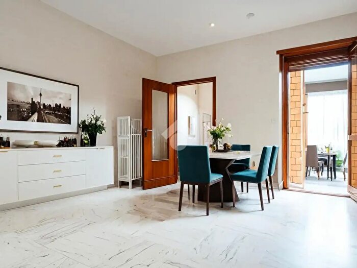 Appartamento quadrilocale in vendita in Via Ulzio, Collegno