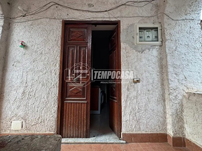 Appartamento trilocale in vendita in Vicolo Castellotto, San Felice A Cancello