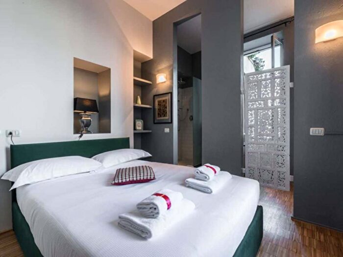 Appartamento bilocale in affitto in Piazza Guglielmo Oberdan, Porta Venezia, Milano