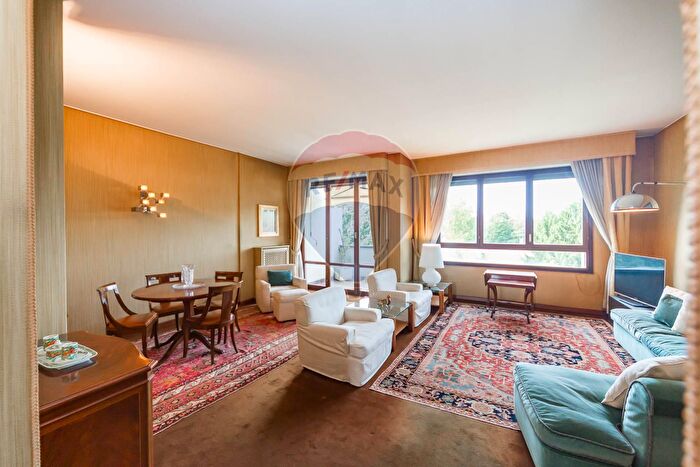 Appartamento con 5 locali in vendita in Via Triulziana, San Donato Milanese