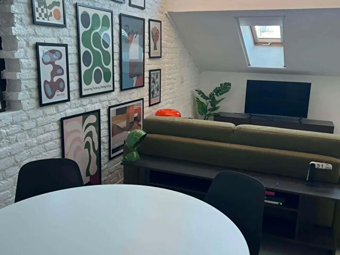 Appartamento monolocale in affitto in Via Castelfidardo, Milano