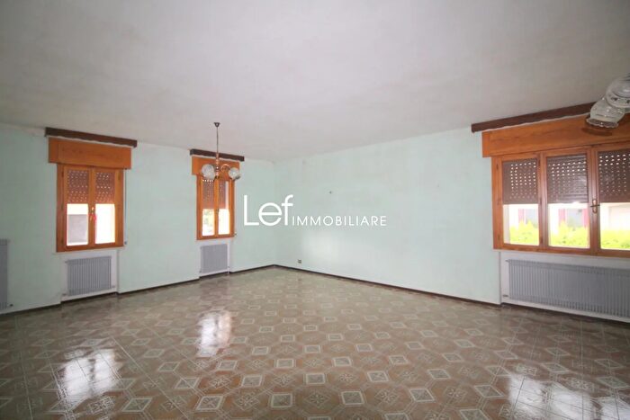 Casa con 5 locali in vendita in Sernaglia Della Battaglia