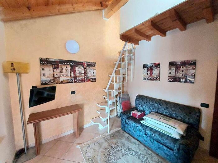 Appartamento monolocale in affitto in Via San Giulio, Massina, Cislago