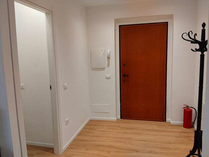 Appartamento trilocale in affitto in Porto, Pesaro