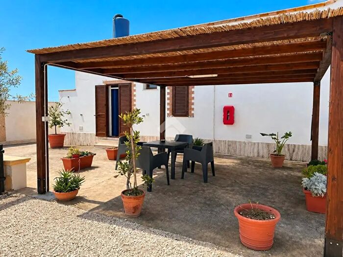 Casa con 5 locali in vendita in Via Piemonte, Campobello Di Mazara