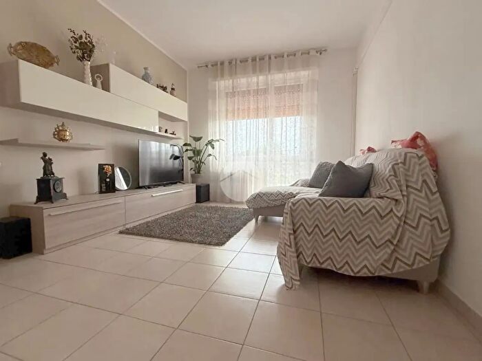 Appartamento bilocale in vendita in Via Vitt Emanuele, Triuggio