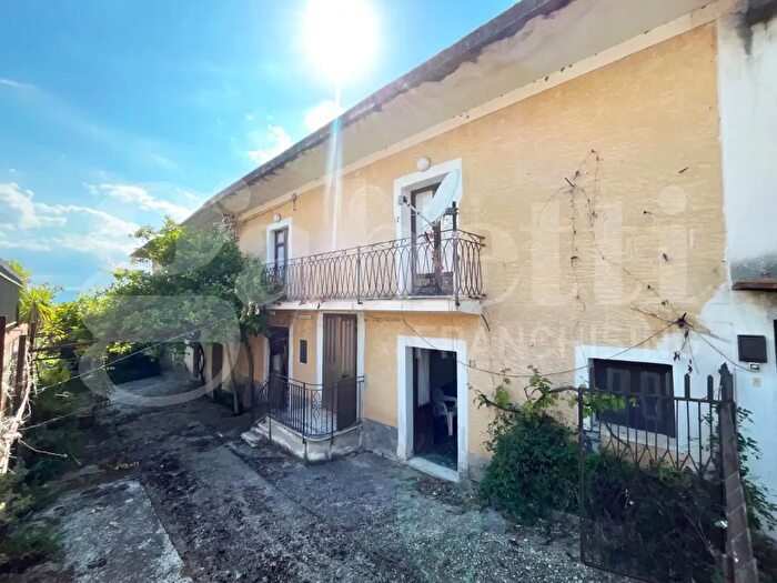Casa con 5 locali in vendita in Via Autieri, Gioia Sannitica