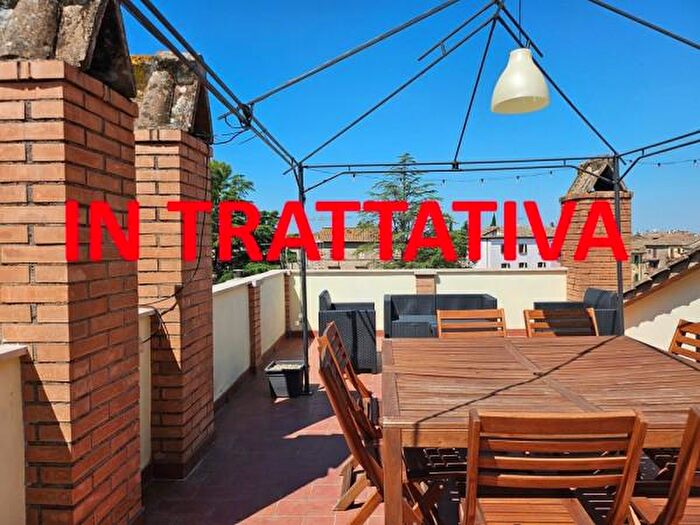 Appartamento quadrilocale in vendita in Via Roma, Penna In Teverina