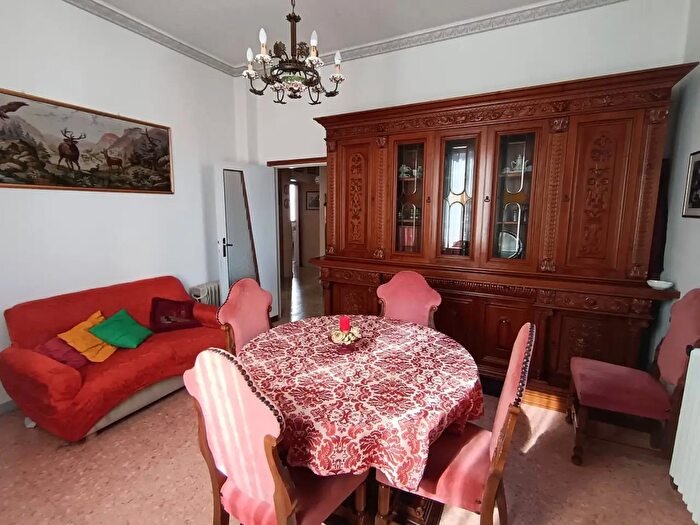 Appartamento con 6 locali in vendita in Ascoli Piceno