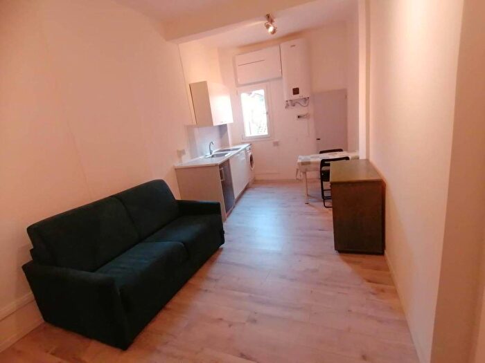 Appartamento monolocale in affitto in Via Broccaindosso, San Vitale, Bologna