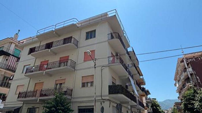 Appartamento quadrilocale in vendita in Via Giacomo Matteotti, Barcellona Pozzo Di Gotto