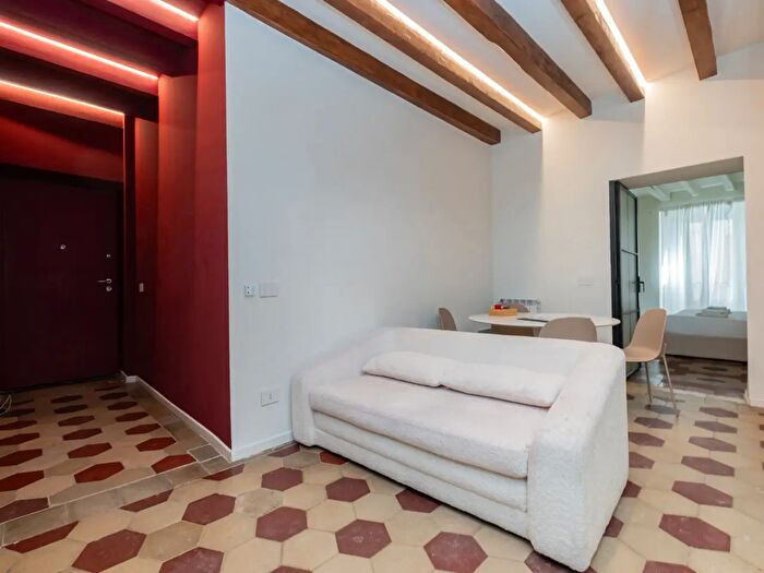 Appartamento bilocale in vendita in Milano