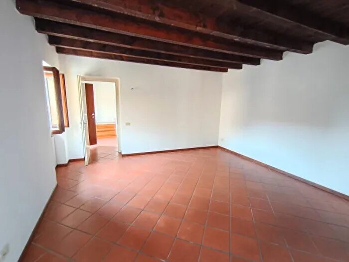 Appartamento trilocale in vendita in Via Celestino Colleoni, Martinengo