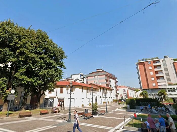 Appartamento bilocale in affitto in Via Padre Luigi Monti, Saronno
