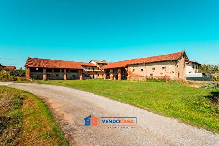 Casa con 5 locali in vendita in Via del Sale, Cuneo