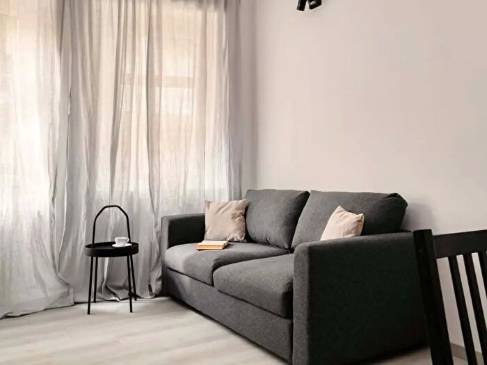 Appartamento monolocale in affitto in Via Cenisio, Milano