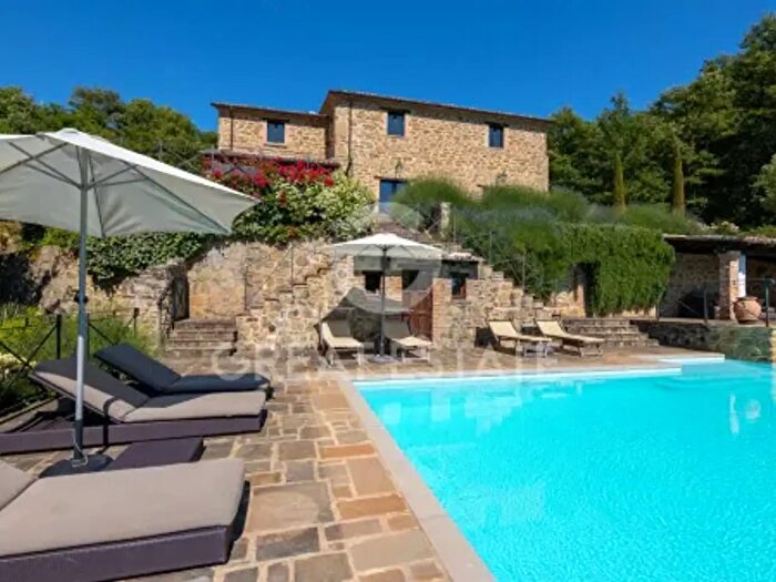 Casa con 6 locali in vendita in Via del Cassero, Castiglion Fiorentino