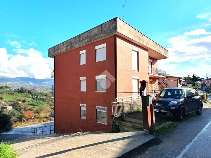 Appartamento trilocale in affitto in Via Nome di Gesù, Paliano