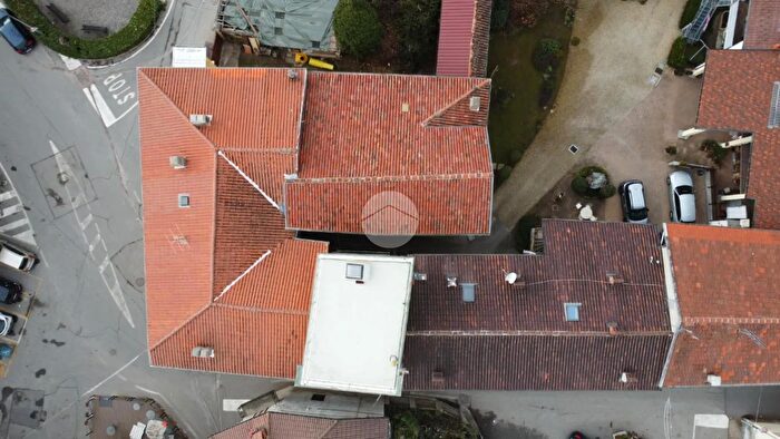 Appartamento trilocale in vendita in Via S Francesco dAssisi, Giaveno