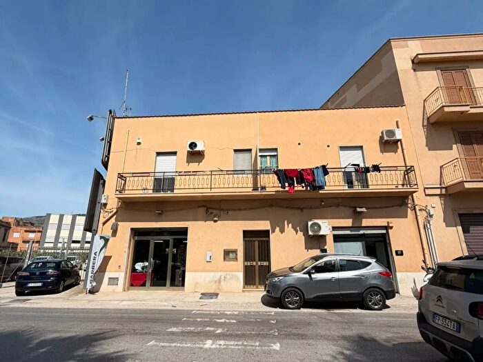 Appartamento bilocale in vendita in Via Libica, Trapani