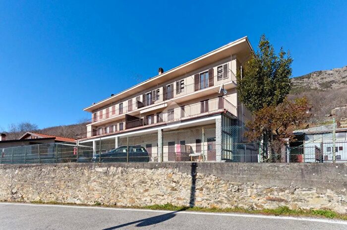 Appartamento con 5 locali in vendita in Borgata Rocco, Rubiana