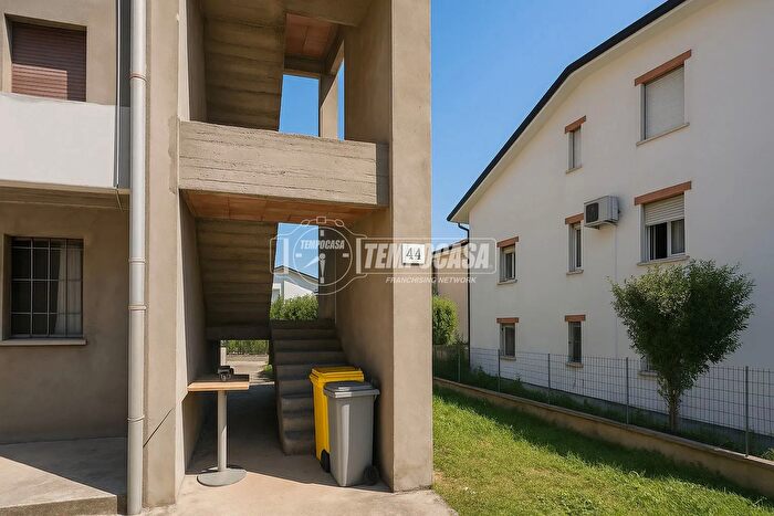 Appartamento quadrilocale in vendita in Via Eremo Porto Garibaldi, Comacchio