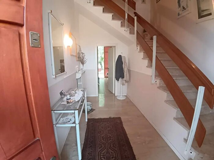 Casa con 5 locali in vendita in Empoli